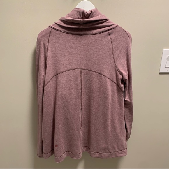 LULULEMON SWEATSHIRT - Picture 4 of 5